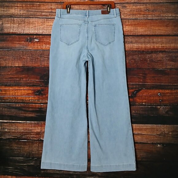 Lands End Jeans Size 14 High Rise Wide Leg Light Wash Blue Denim Stretch - Picture 3 of 9